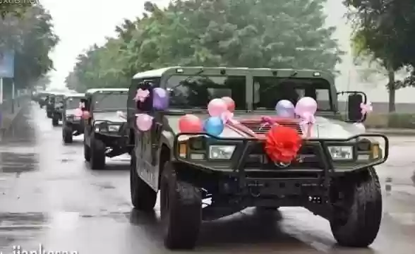 婚车阵容搭配插图18