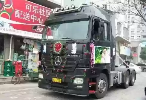 婚车阵容搭配插图3