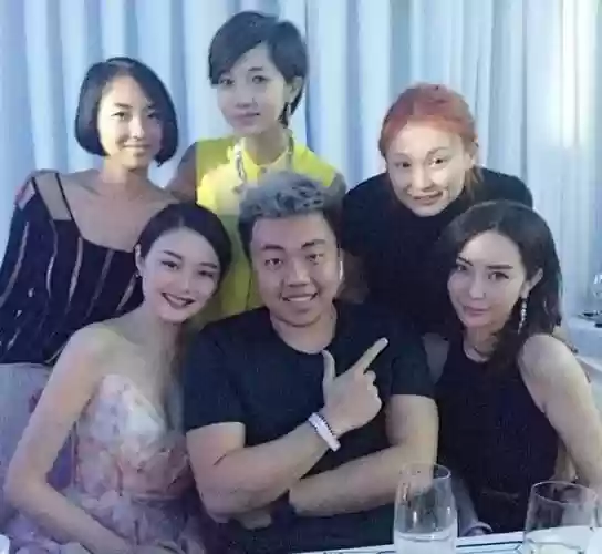 晚晚阵容插图