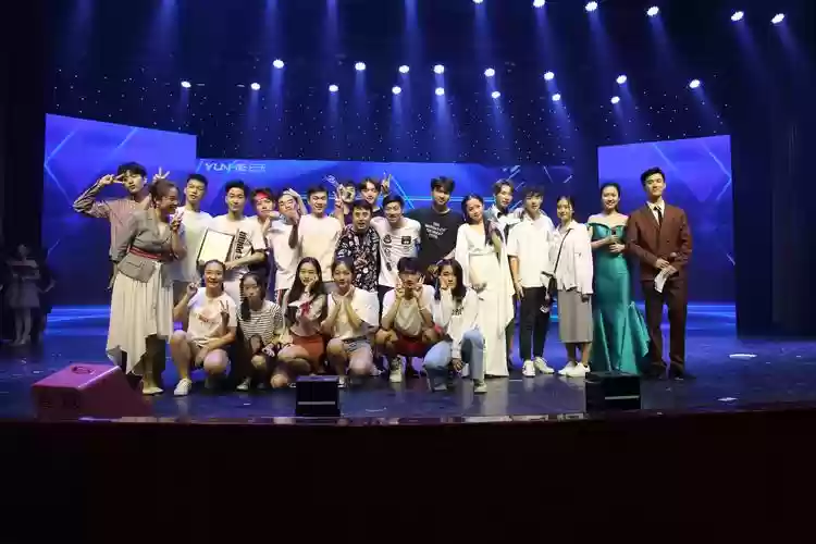 2019传媒阵容插图