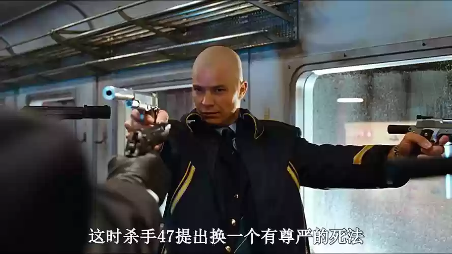 美国光头讲武器的纪录片插图
