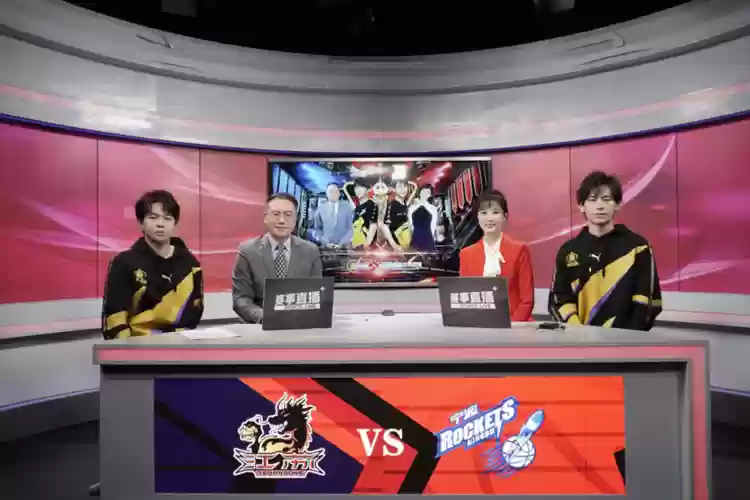 解说席阵容插图1