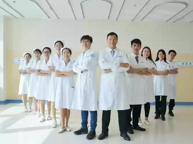 医护豪华阵容插图